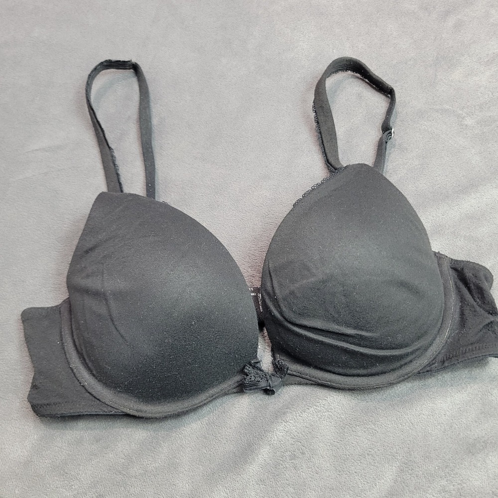 Victorias Secret Body by Victoria Black Push-Up Bra 34B Underwire Padded 254150